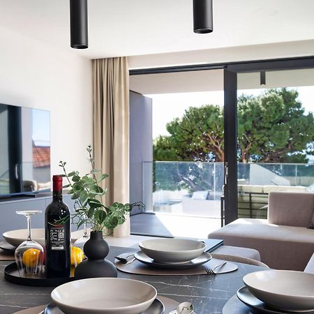 Apartment Tina Baska Voda Luaran gambar
