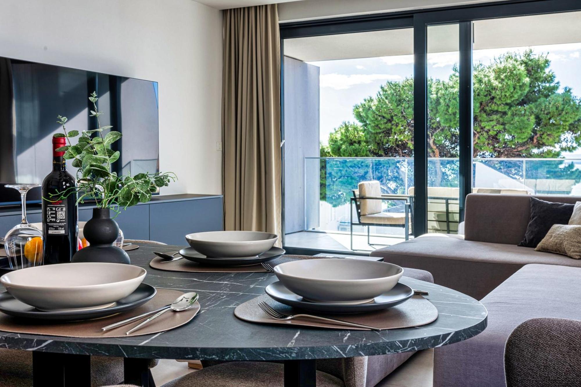 Apartment Tina Baska Voda Luaran gambar